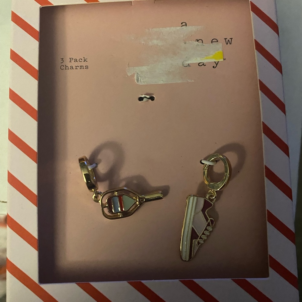 A New Day charm set (2)